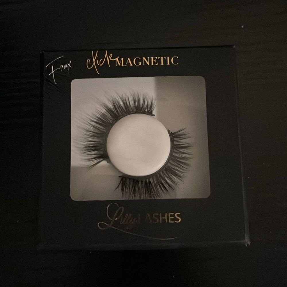 Iilly lashes magnetic